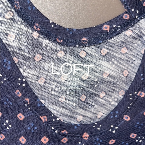 Ann Taylor Loft Pattern Tank - Picture 7 of 7